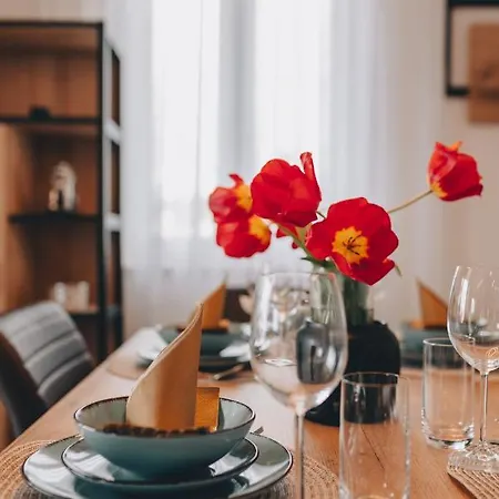 Muzini Apartment *