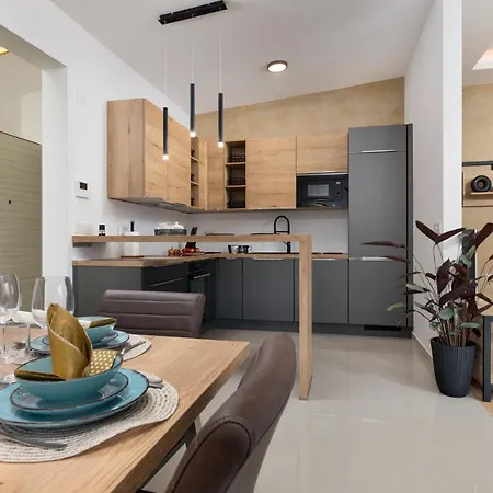 Muzini Apartment Malinska